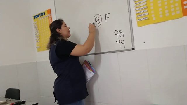 Livro 3 Linguagem Páginas 98 E 99 Dia: 01/10