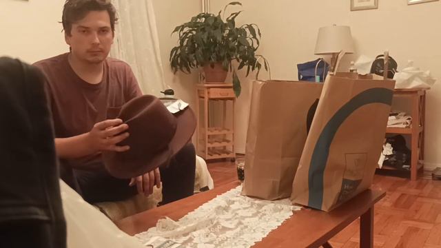 Как я нашëл работу в США на Манхэттене без опыта и навыков. смотреть онлайн