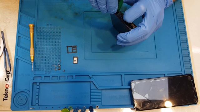 Samsung J6 Plus Ses Gitmiyor Arızası | Mikrofon Değişimi смотреть онлайн