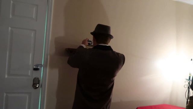 WE'RE TRAPPED! ESCAPE ROOM - BOARD GAME THEMED - GET A CLUE! смотреть онлайн