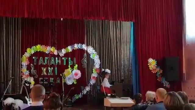 Антонова Ксения, Савченко Анастасия - "Балалайка" смотреть онлайн