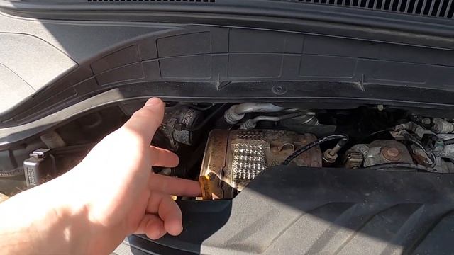 Where Is Engine Oil Level Dipstick In The Hyundai Kona ( 2017 – Now )