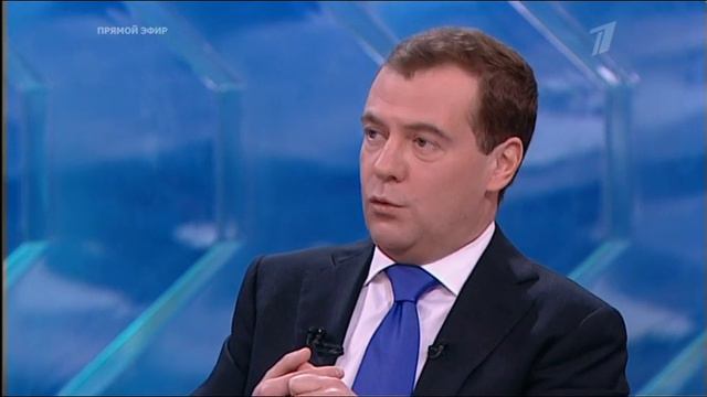 Д. Медведев о готовности вступить в Единую Россию (26.04) смотреть онлайн