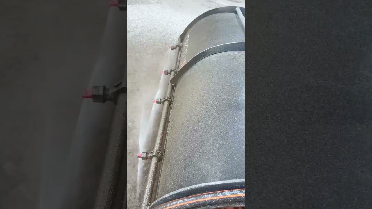 Щётка с орошением. Всего лишь одно из 50 навесных оборудований на Диктум. смотреть онлайн