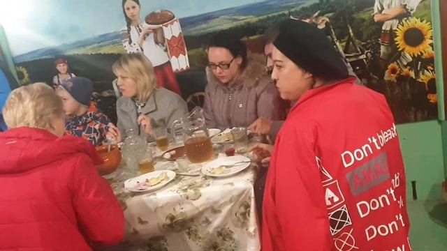 Экскурсия в Казачьего подворье. Песня казачек . смотреть онлайн