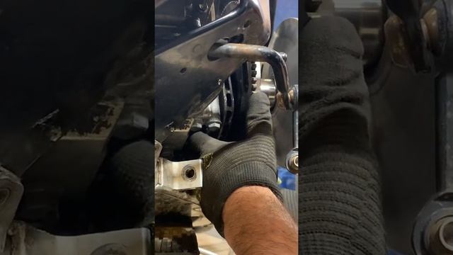 2015 Arctic Cat M8000 Snowmobile starter repair смотреть онлайн