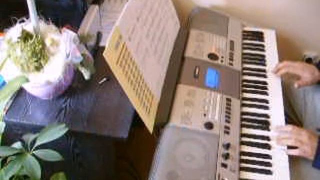You are my sunshine Yamaha PSR E413 смотреть онлайн