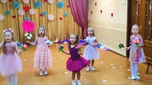 Цветочки расцветают для тебя старшая группа песня к 8 марта или на день матери