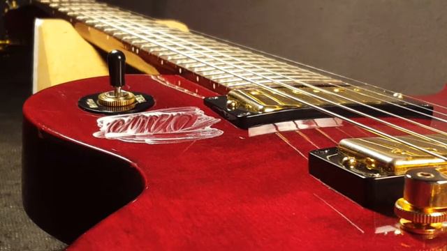 How To Remove Pick Scratches From A Guitar | Cheap and Easy Scratch Repair смотреть онлайн