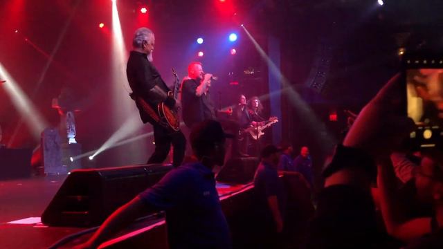 Demons & Wizards -- "I Died For You" w/Matt Barlow from Iced Earth - Playstation Theater NYC 2019 смотреть онлайн