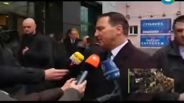 Киев Ситуация на Украине 20 02 2014 Kiev Майдан Штурм Бои Стрельба Беркут Снайпер смотреть онлайн