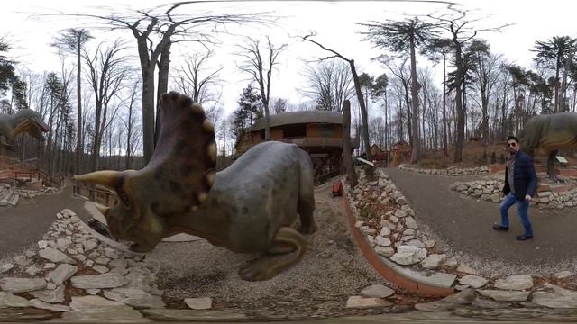 360° VR Triceratops vs T-Rex Dino Park Tour Ankylosaurus Carnotaurus Tyrannosaurus 6K 3D Virtual HD смотреть онлайн