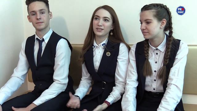 Что должен сделать гимназист, чтобы его пригласили в кабинет директора? смотреть онлайн