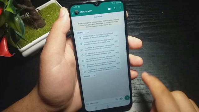 Option Caché Dans Les Paramètres De WhatsApp смотреть онлайн