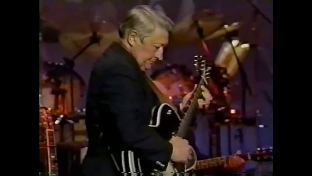 Elvis guitarist Scotty Moore dies aged 84 смотреть онлайн