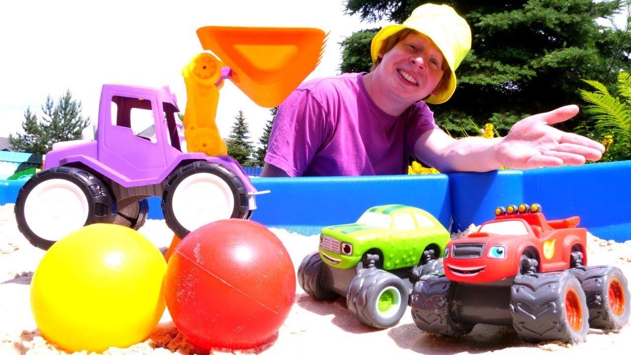 Моя песочница для самых маленьких — Строим трассу для машинок из цветных шариков — Игры для детей смотреть онлайн