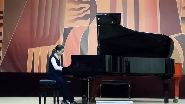 В. Гиллок. Стилистические особенности музыки, образность и доступность исполнения. смотреть онлайн