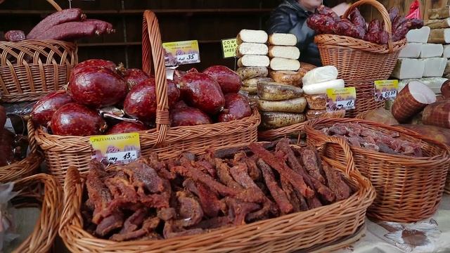 Вкуснейшие литовские колбасы в Кракове | Lithuanian sausages in Krakow | Smaki Litewskie w Krakowie смотреть онлайн