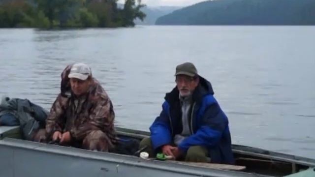 Павловское водохранилище: сети вместо спиннинга! смотреть онлайн