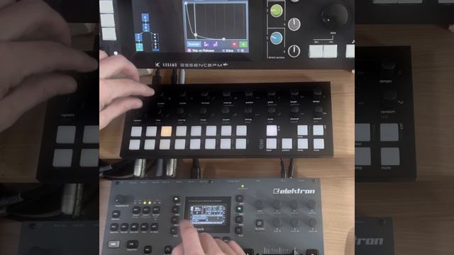 “Inside a Musical Box” — jam with Torso Electronics T-1, Kodamo EssenceFM and Elektron Octatrack смотреть онлайн