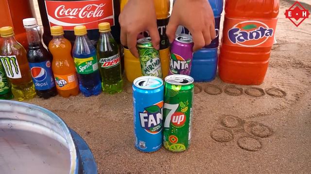Among Us Experiment | Giant Sprite, Fanta, Mirinda, Coca Cola and Rainbow Mentos Underground смотреть онлайн