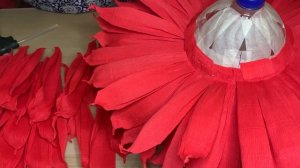 Огромные  цветы из гофрированной бумаги. Growth flowers from crepe paper