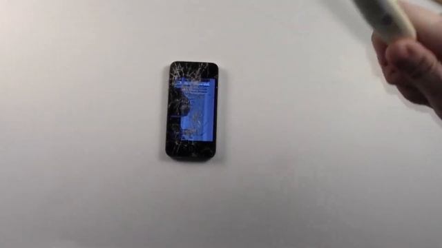 iPhone vs молоток Тест противоударной пленки Нежданчик!!! смотреть онлайн