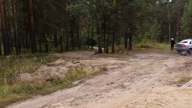 Мусор в лесу смотреть онлайн