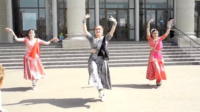Студия индийского танца "Девдаси".MOV смотреть онлайн
