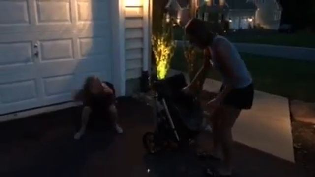 Uppa Baby Vista Stoller (one more thing) смотреть онлайн