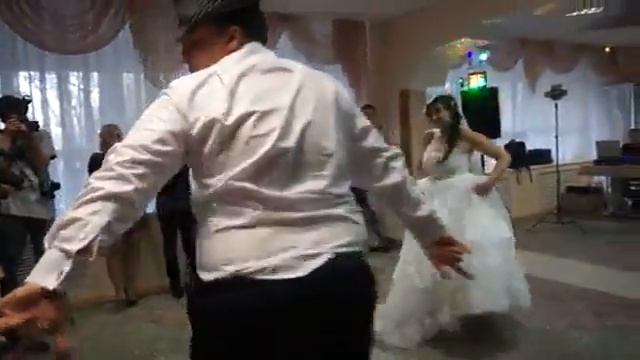 Постановка свадебного танца Елены Гринько!!!) смотреть онлайн