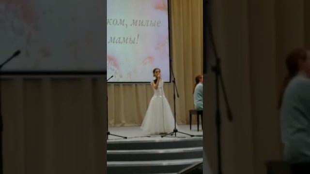 "Куда уходят облака" стихи Любови Юрковой (ЛЮБАВЫ) муз. СЛАВИИ. смотреть онлайн