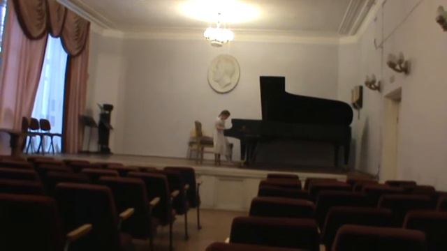 Маша Ромашко экзамен 2013 (2 класс).MPG смотреть онлайн