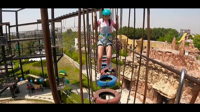 Girls Trip To Mojoland || Tejasvi Bachani смотреть онлайн