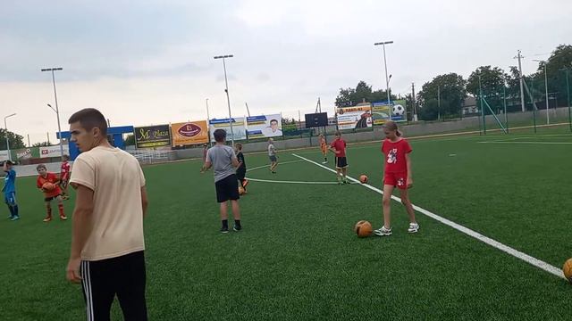 футбол 3школа волноваха смотреть онлайн