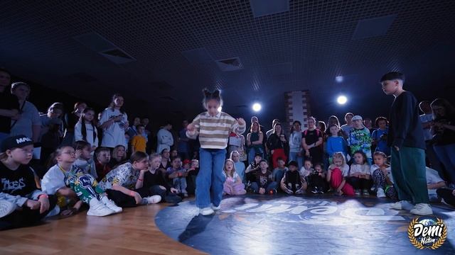 Ролан vs Am May / TOP 16 / Hip-Hop Kids / Demination Battle 23 смотреть онлайн