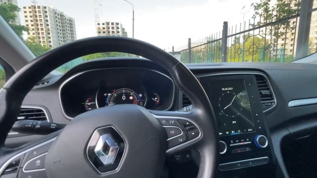 Как закрыть заведённый Рено Меган 4, Сценик 4, Каджар. Закрити Renault Megane 4 з працюючим двигуно