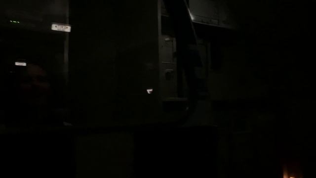 CRASH LANDING A320 Emergency Evacuation Procedure смотреть онлайн