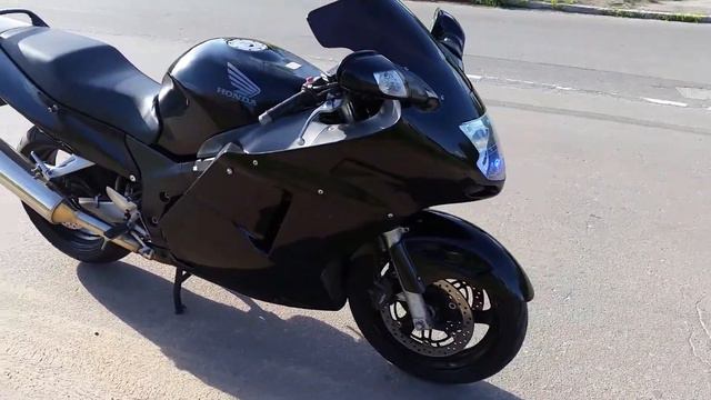 мотоцыклы Honda, жизнь после 100000 км не заканчивается смотреть онлайн