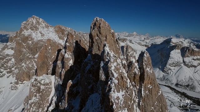 Val Gardena - Dolomites / Aerial drone video смотреть онлайн