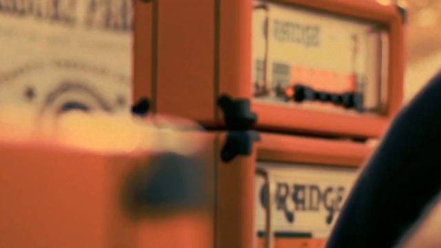 Orange Amps TV Spot смотреть онлайн