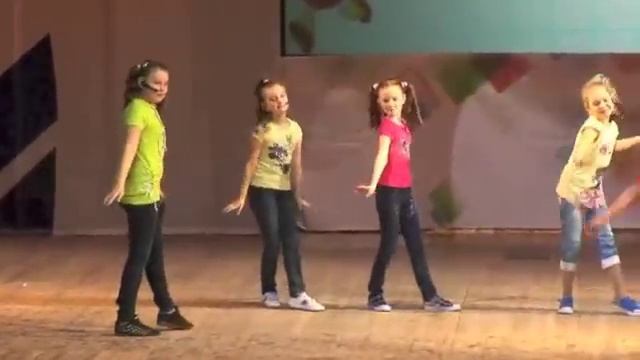 Из чего же, из чего же, из чего же сделаны наши мальчишки смотреть онлайн