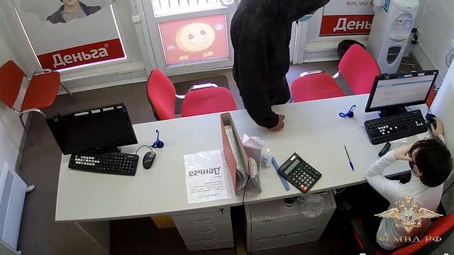 Не смог ограбить микрофинансовую компанию в Калининграде смотреть онлайн