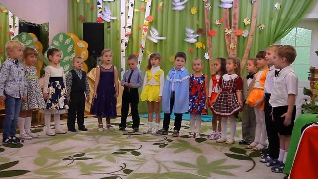 Видеосъемка в детском саду. Праздник осени. Фрагмент 8 смотреть онлайн