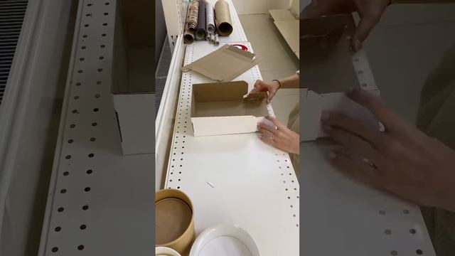 Как собрать крафт-коробку с отдельной крышкой смотреть онлайн