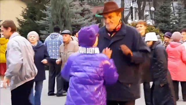 ЛЮБОВЬ ПРОКАЗНИЦА смотреть онлайн