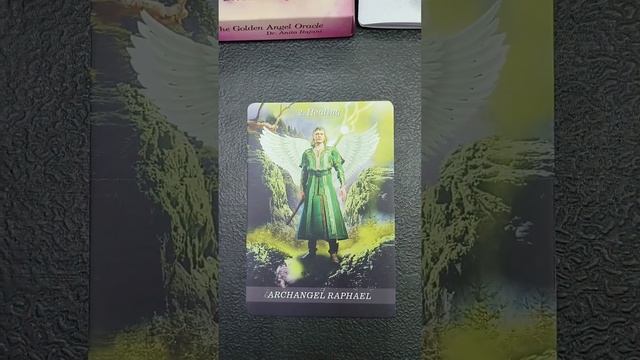 The Golden Angel Oracle смотреть онлайн