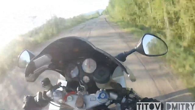 Положил стрелку на мотоцикле Honda VTR 1000F (максимальная скорость на спортбайке ) Дмитрий Титов смотреть онлайн