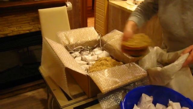 Упаковка инкубационного яйца, для транспортировки его в другие регионы и страны. смотреть онлайн