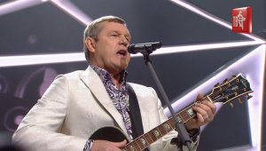 Александр НОВИКОВ - ТРИ ДЕВУШКИ